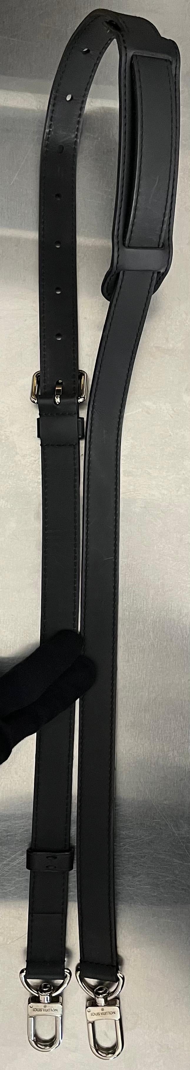 Louis Vuitton Porte Documents Jour Macassar