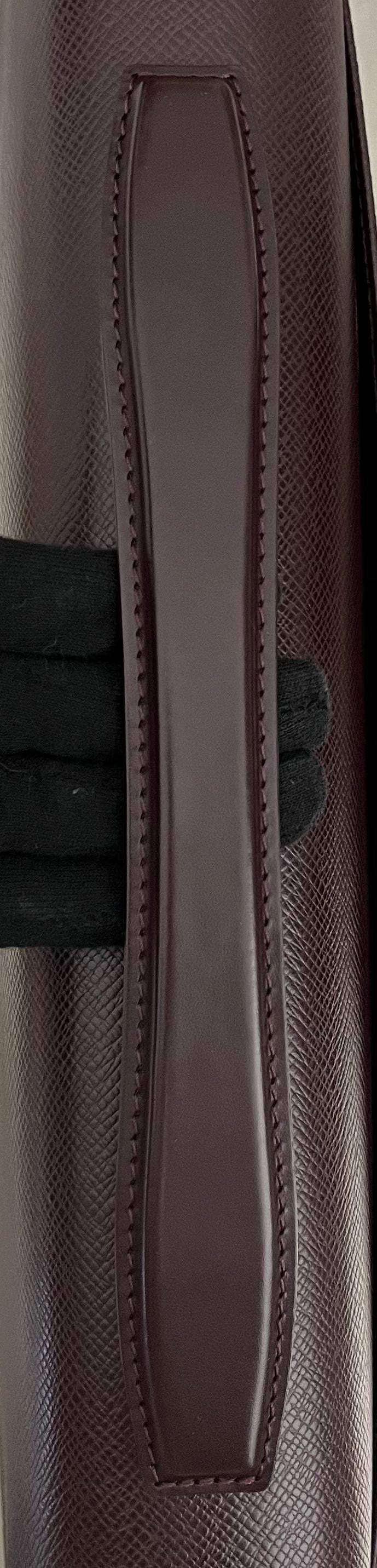 Louis Vuitton Angara Taiga