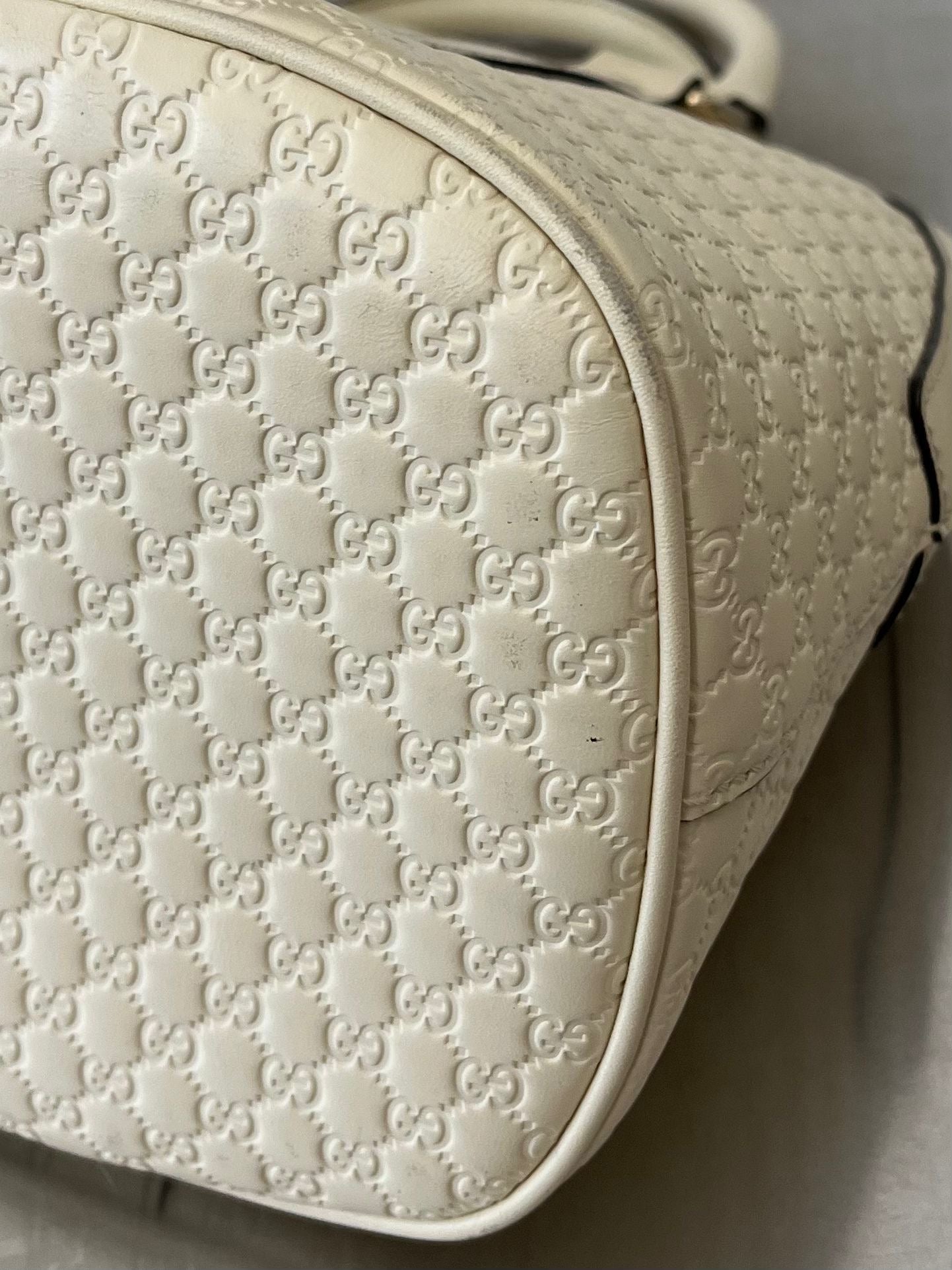 Gucci Micro Guccissima