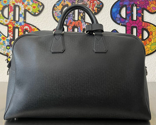 Louis Vuitton Neo Kendall Taiga Leder (dunkelblau)