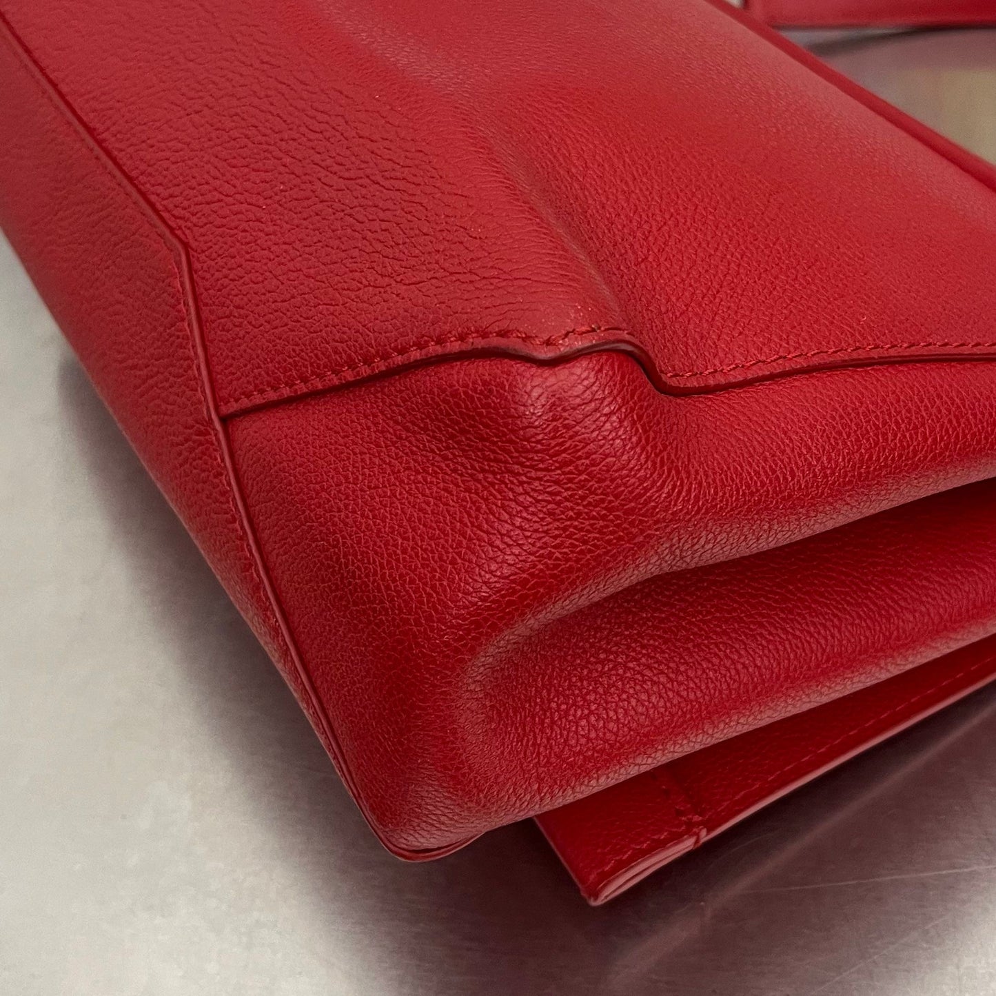 Louis Vuitton Lockme II