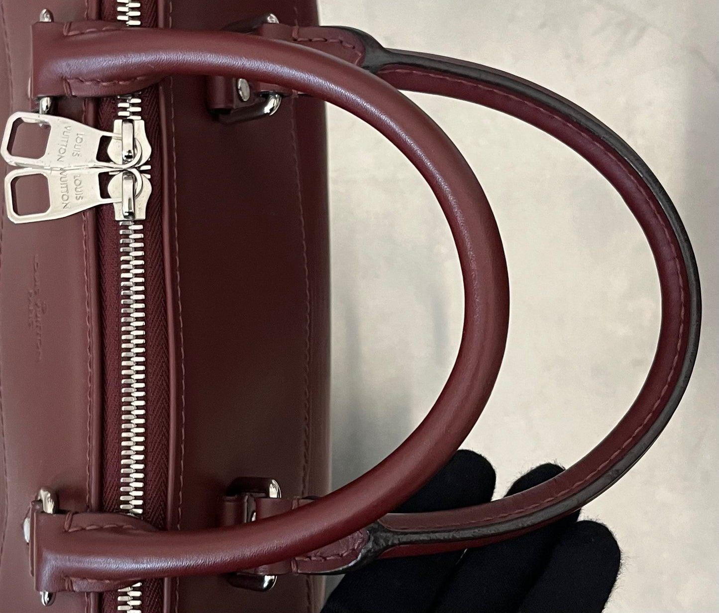 Louis Vuitton Porte Documents Jour Epi