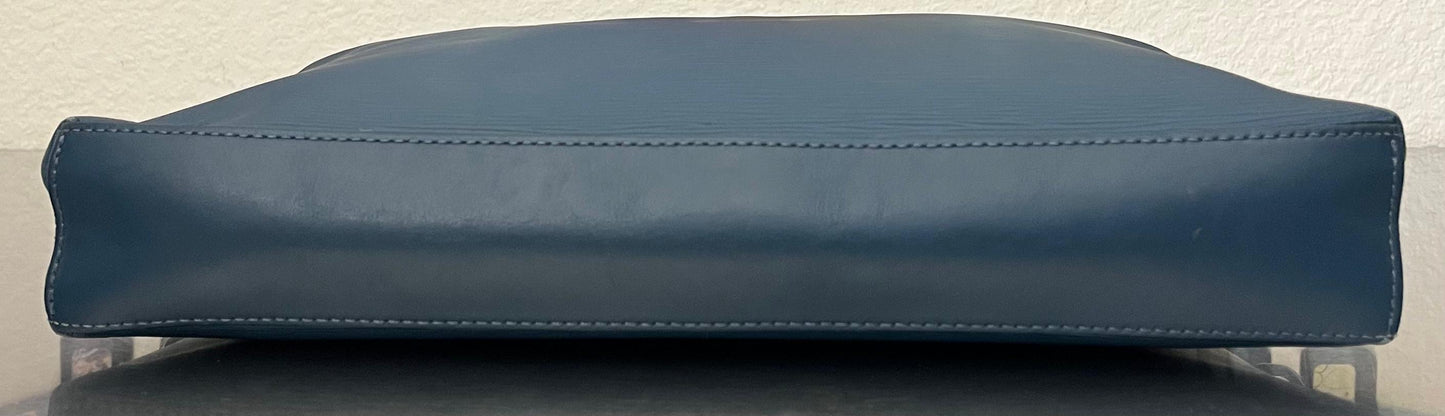 Louis Vuitton Porte Documents Jour Epi