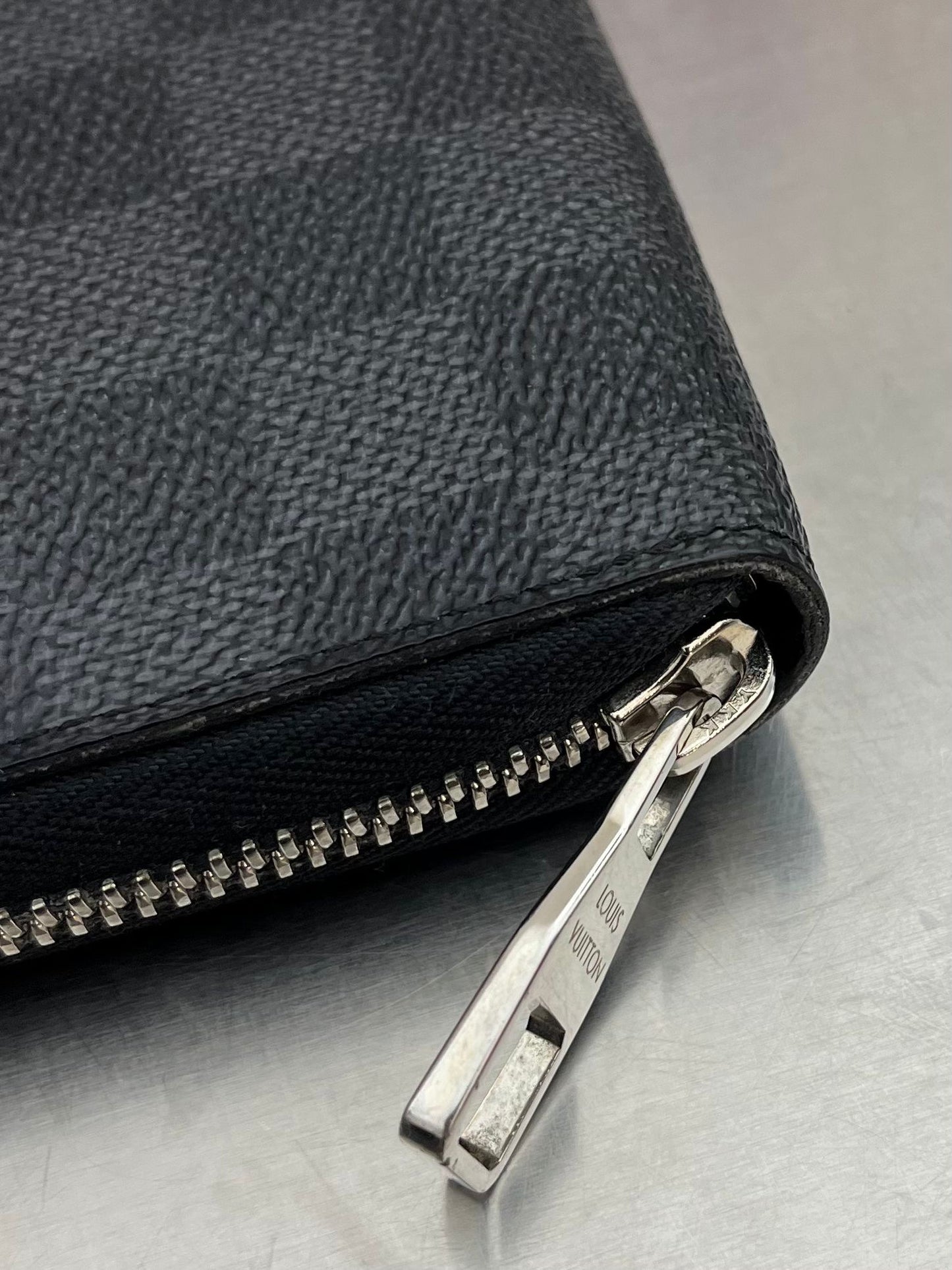 Louis Vuitton Zippy Organizer Damier