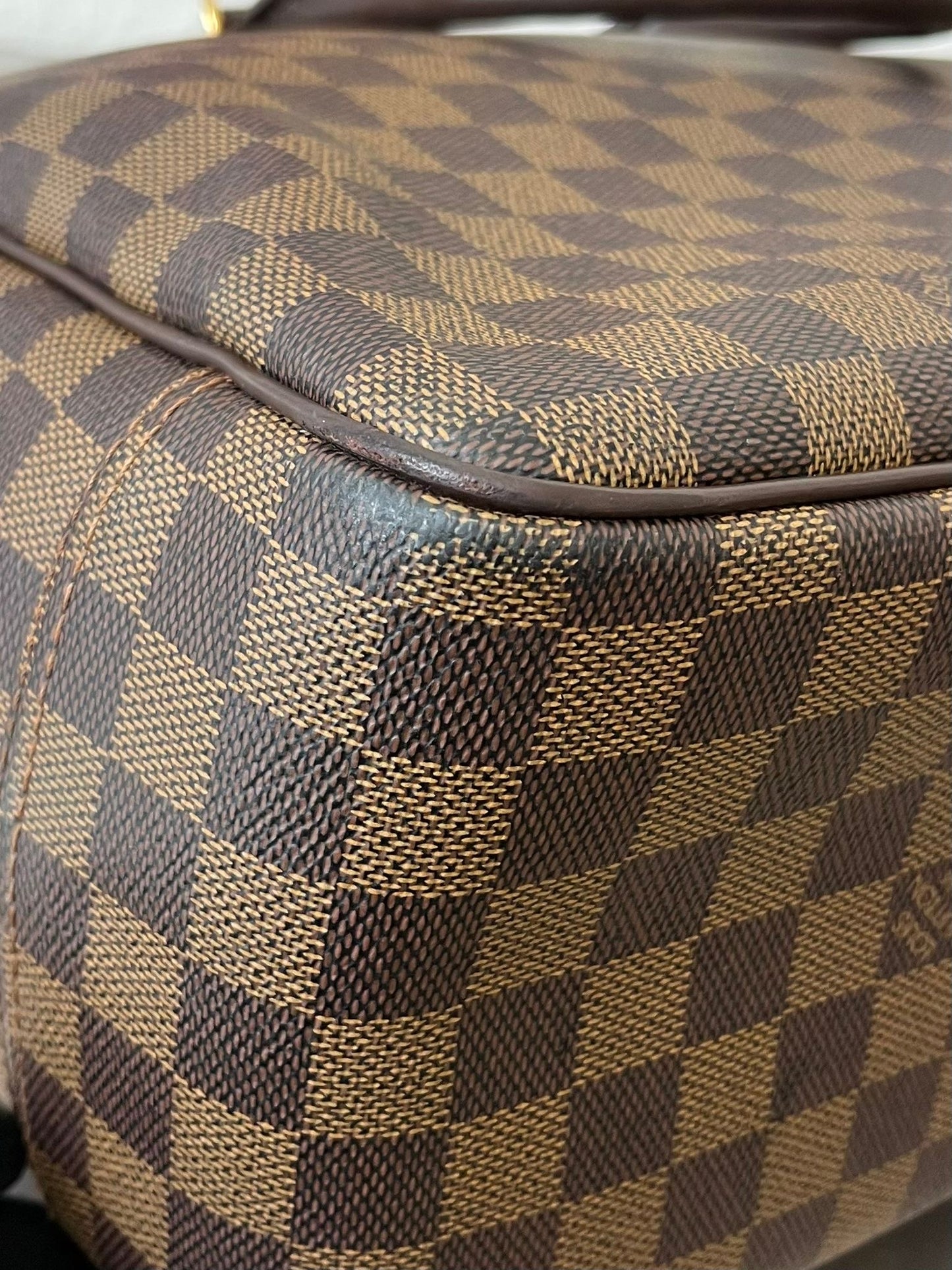 Louis Vuitton Deauville Damier