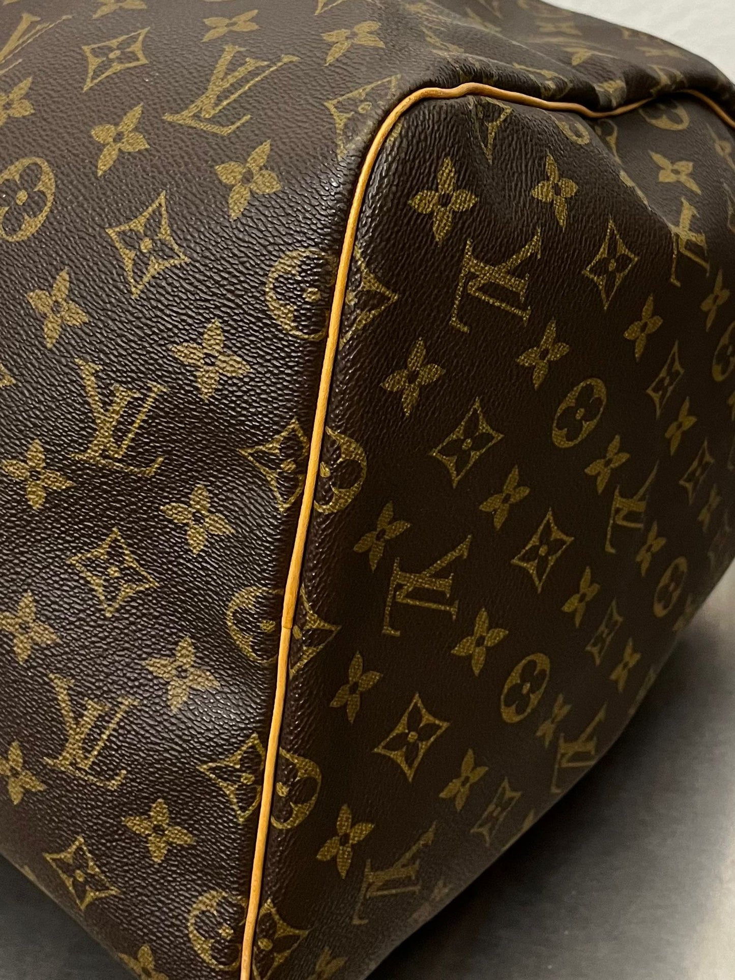Louis Vuitton Keepall 55