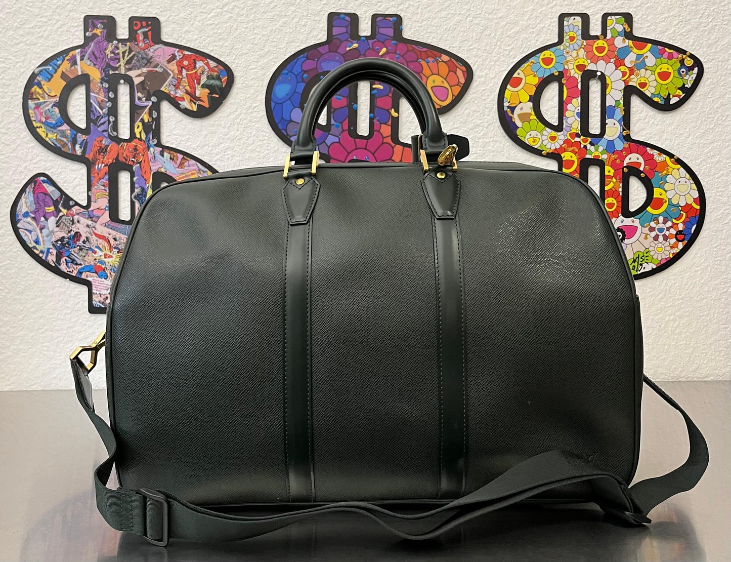 Louis Vuitton Kendall PM Taiga