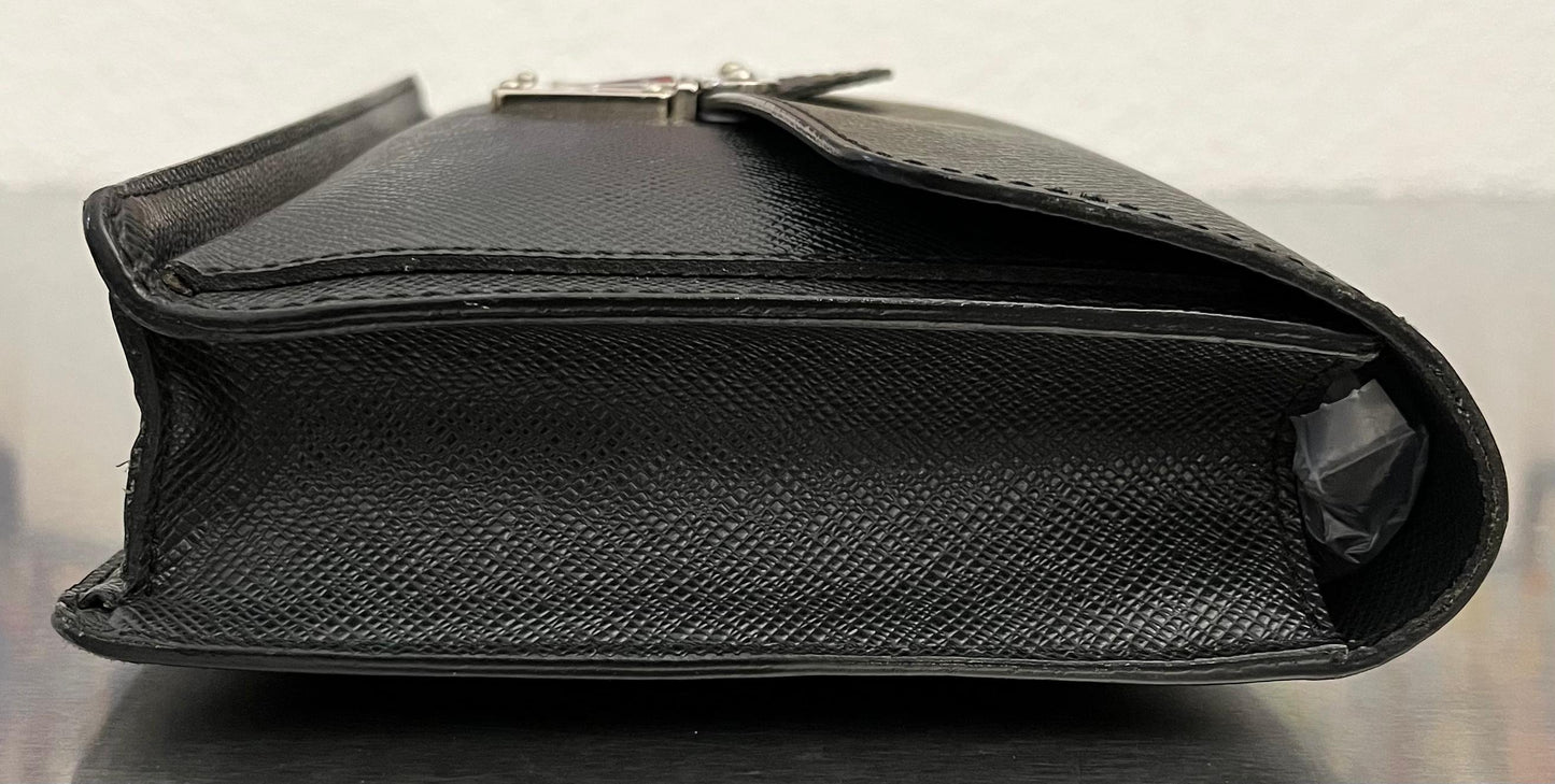 Louis Vuitton Belaia Taiga