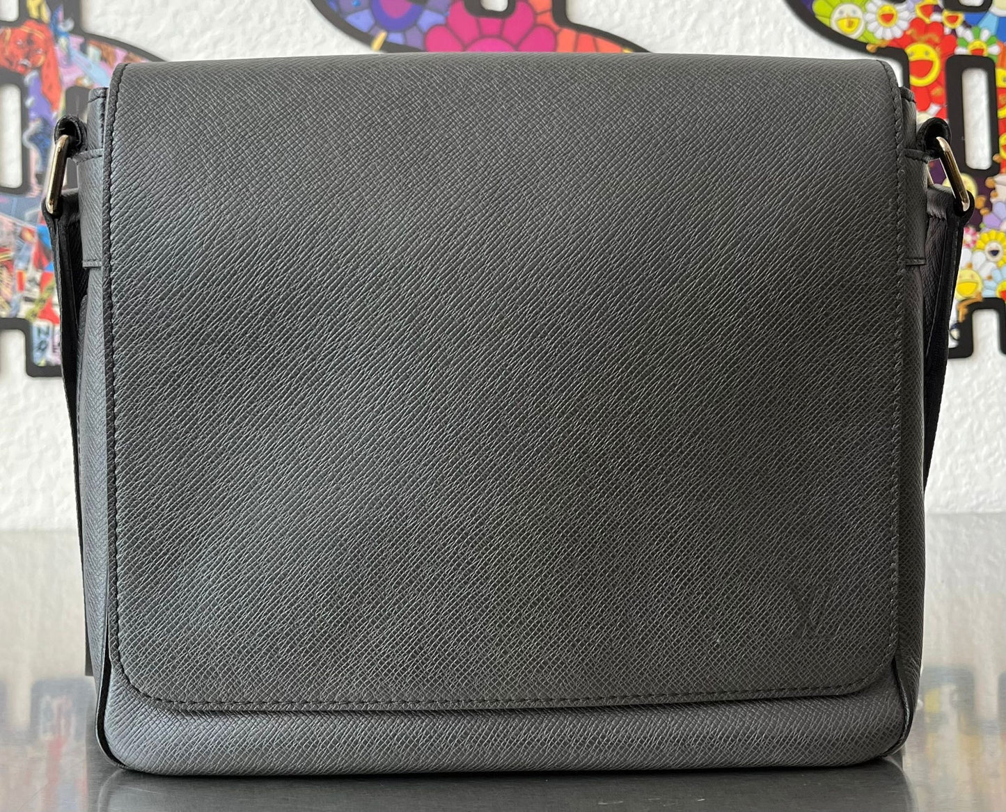 Louis Vuitton Roman PM Taiga Messenger