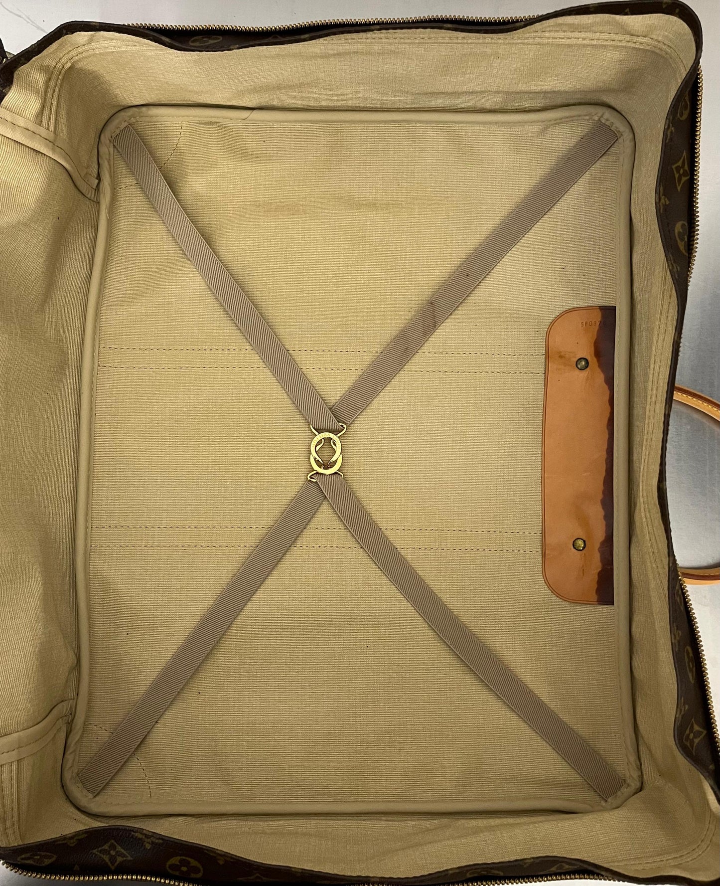 Louis Vuitton Sirius 45