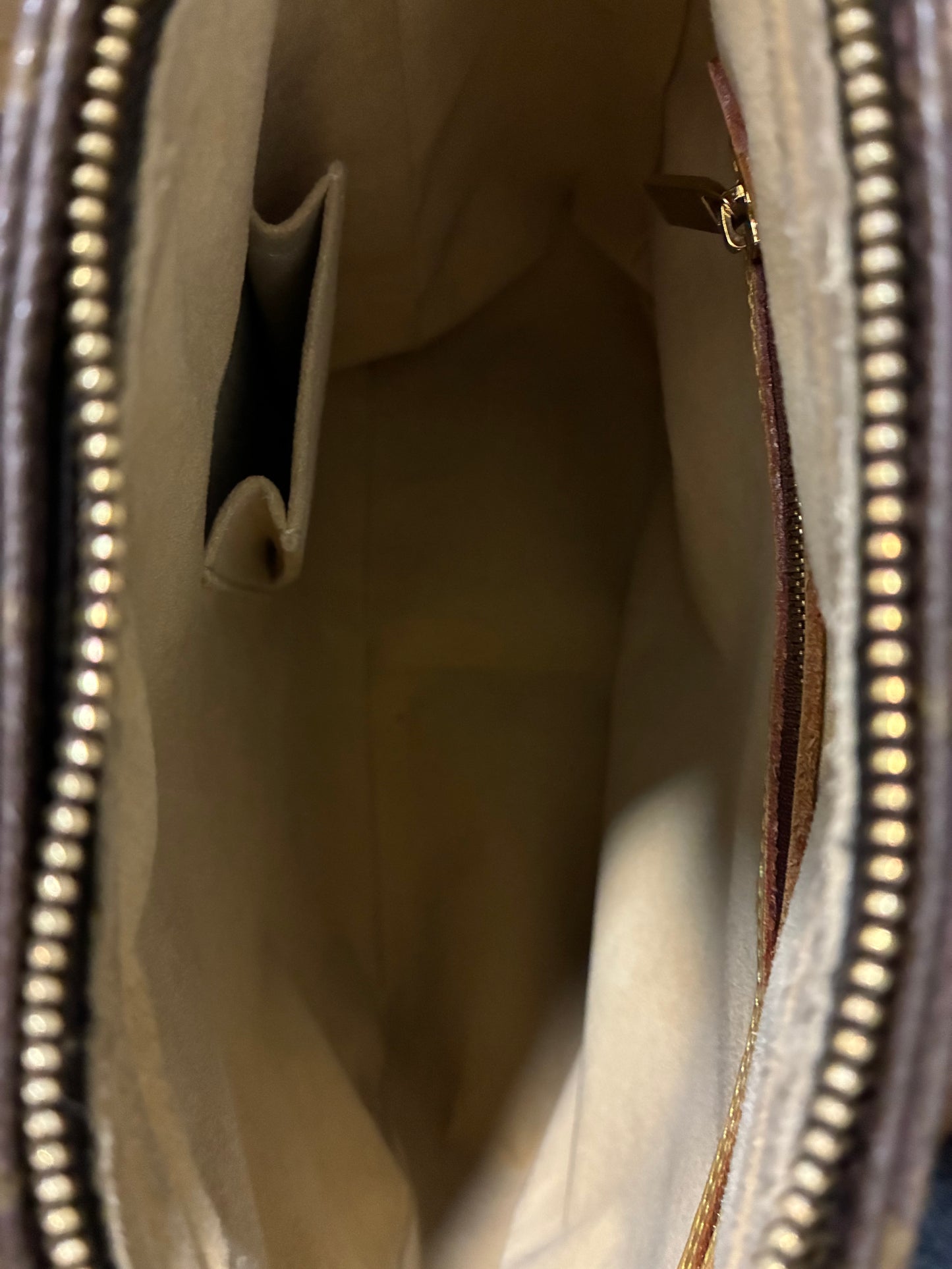 Louis Vuitton Looping GM