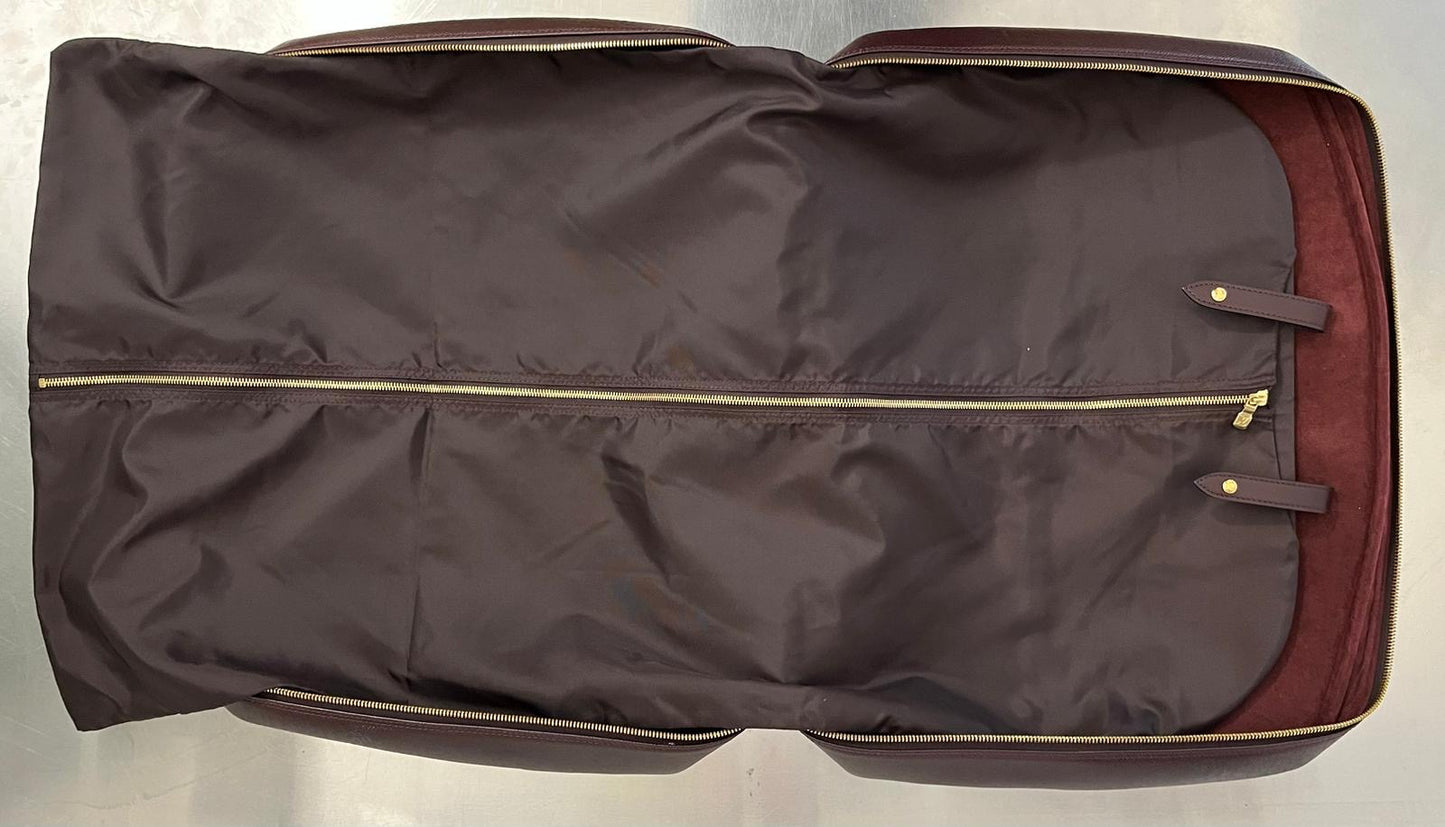 Louis Vuitton Helanga Taiga