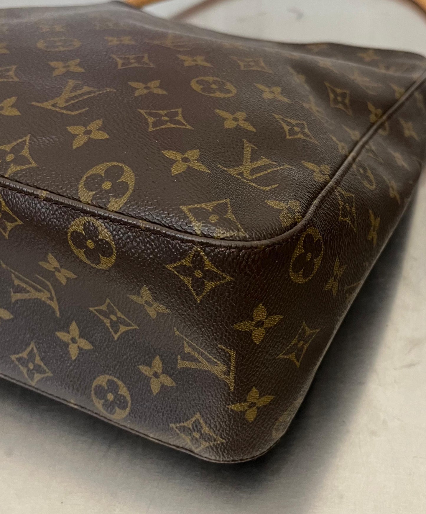 Louis Vuitton Looping GM