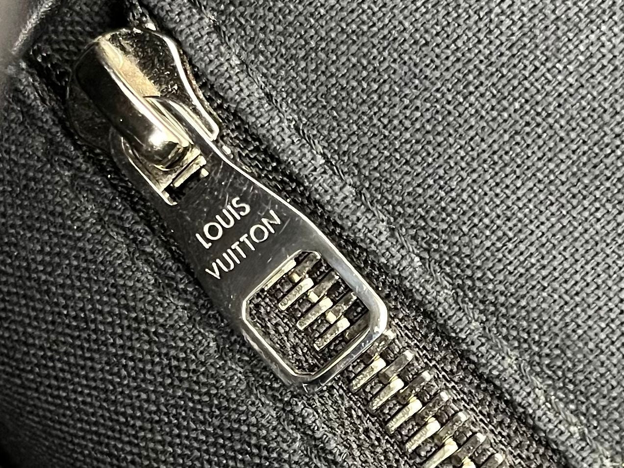 Louis Vuitton Christopher MM