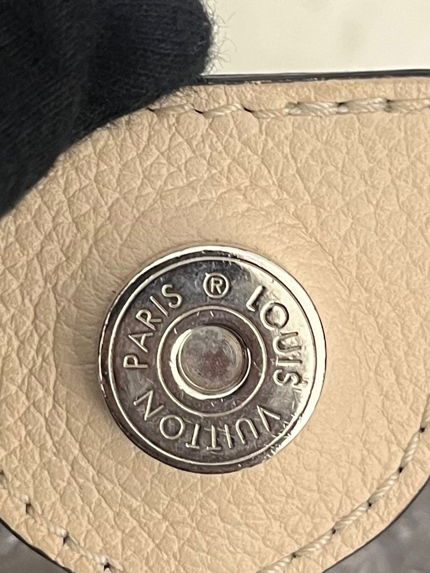 Louis Vuitton Hina PM