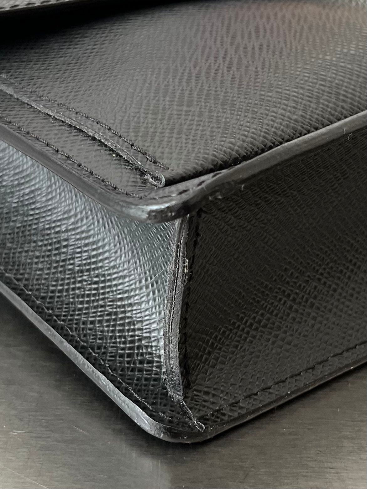 Louis Vuitton Belaia Taiga