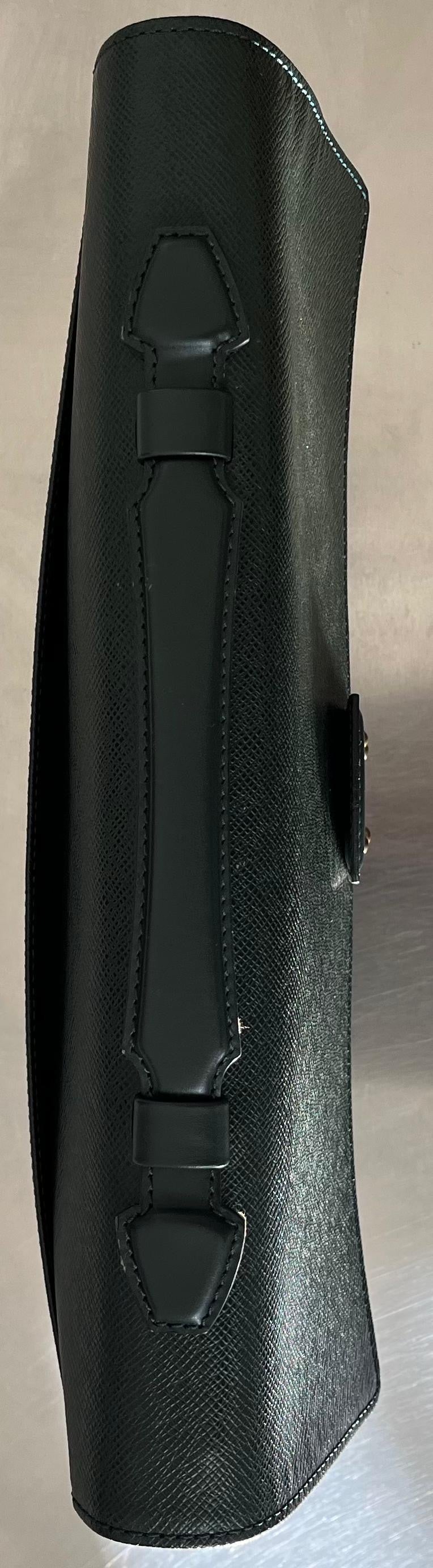 Louis Vuitton Serviette Kourad (Dunkelgrün)