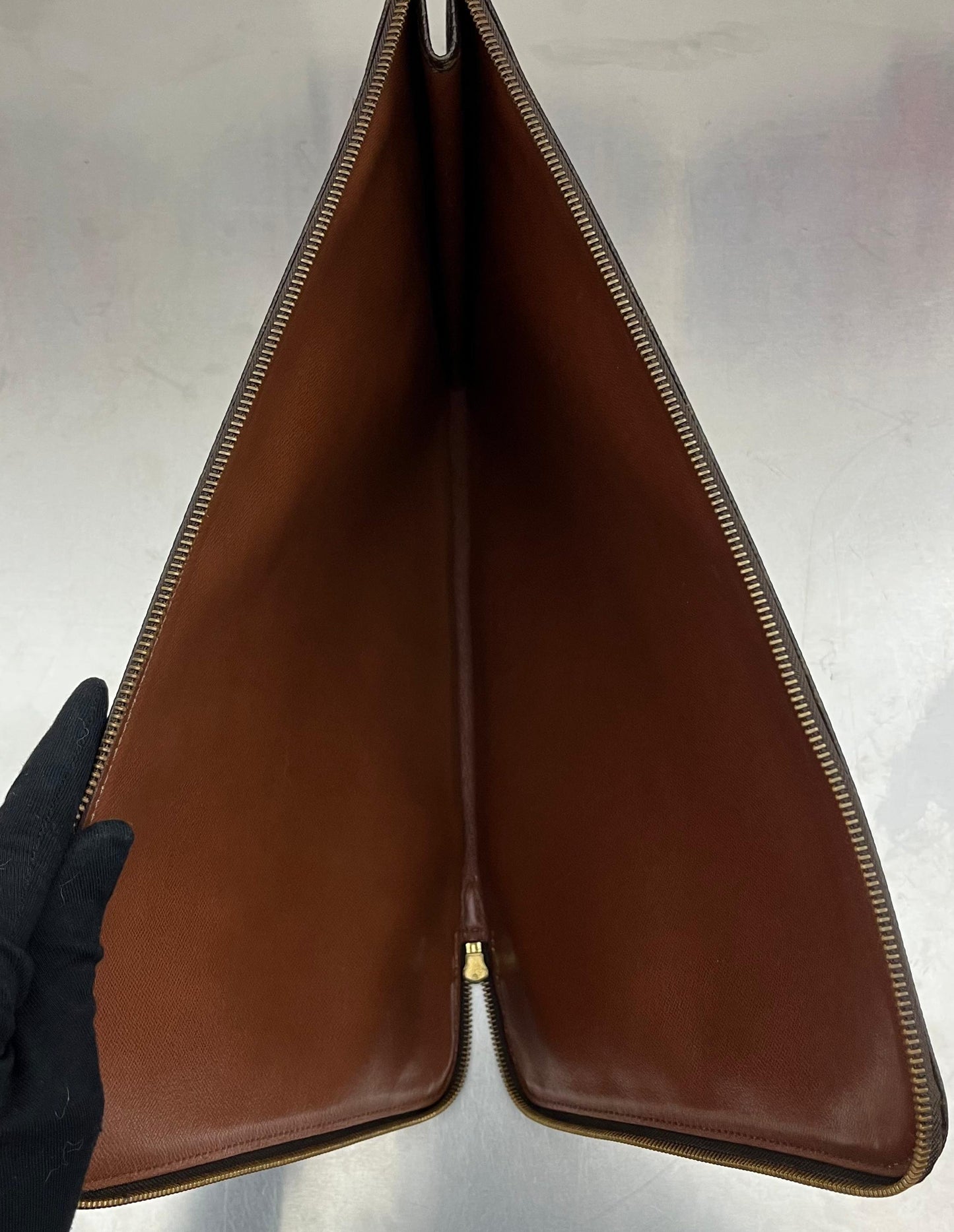 Louis Vuitton Posh Document Monogram GM (1987)