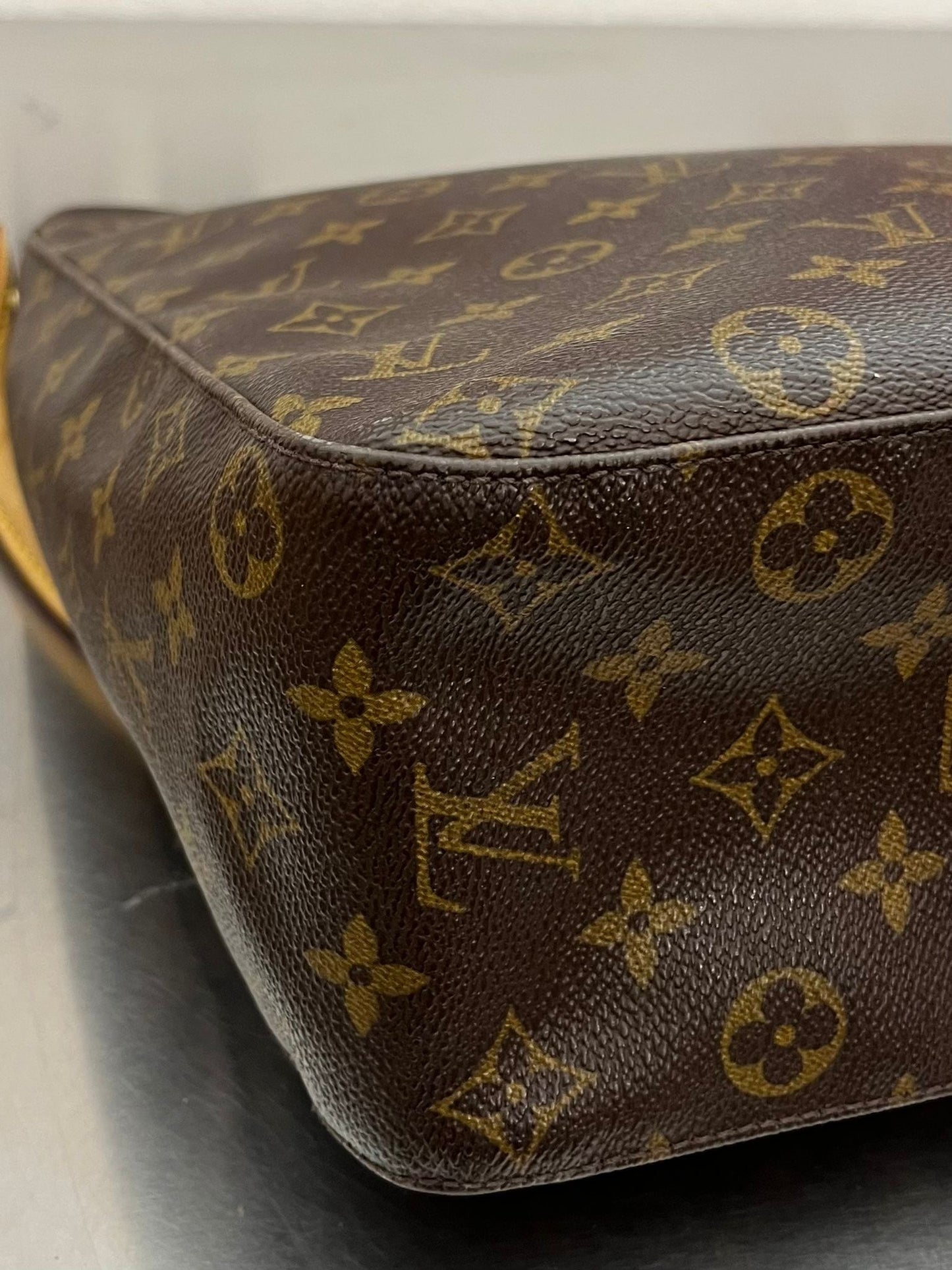 Louis Vuitton Looping GM