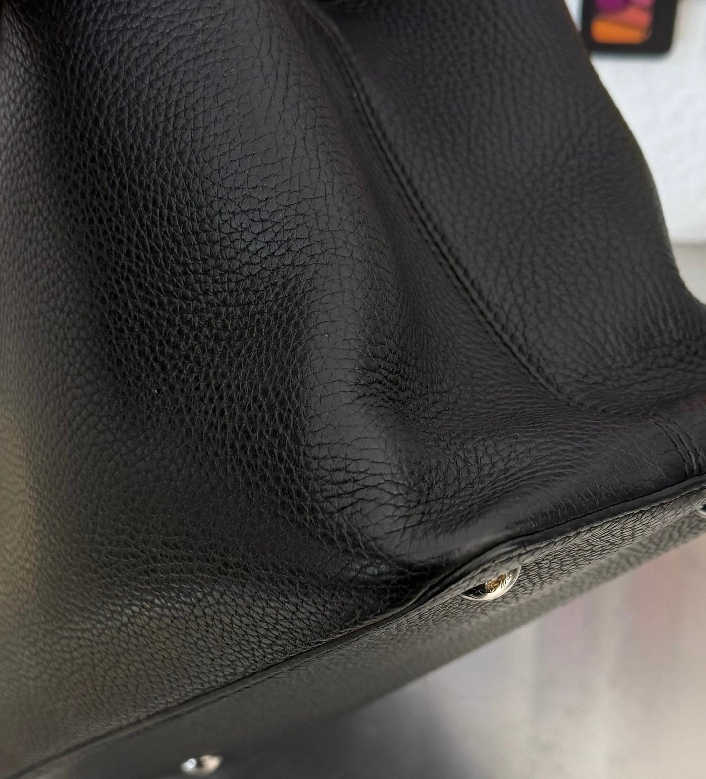 Louis Vuitton Capucines MM