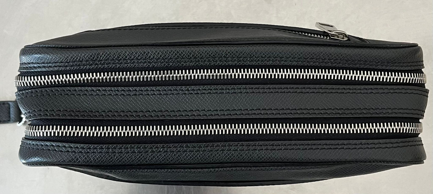 Louis Vuitton Neo Pavel Taiga