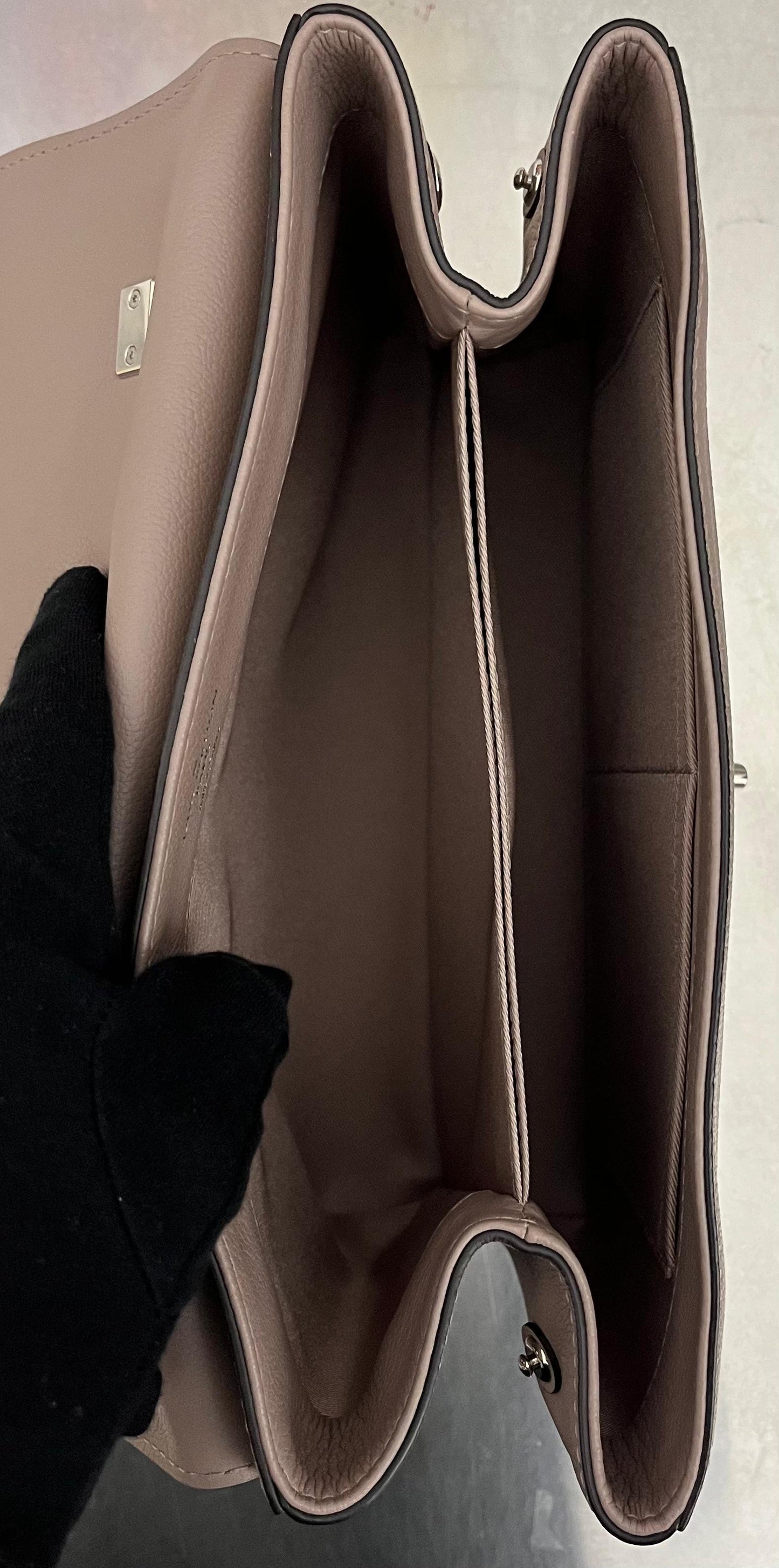Louis Vuitton Lockme II