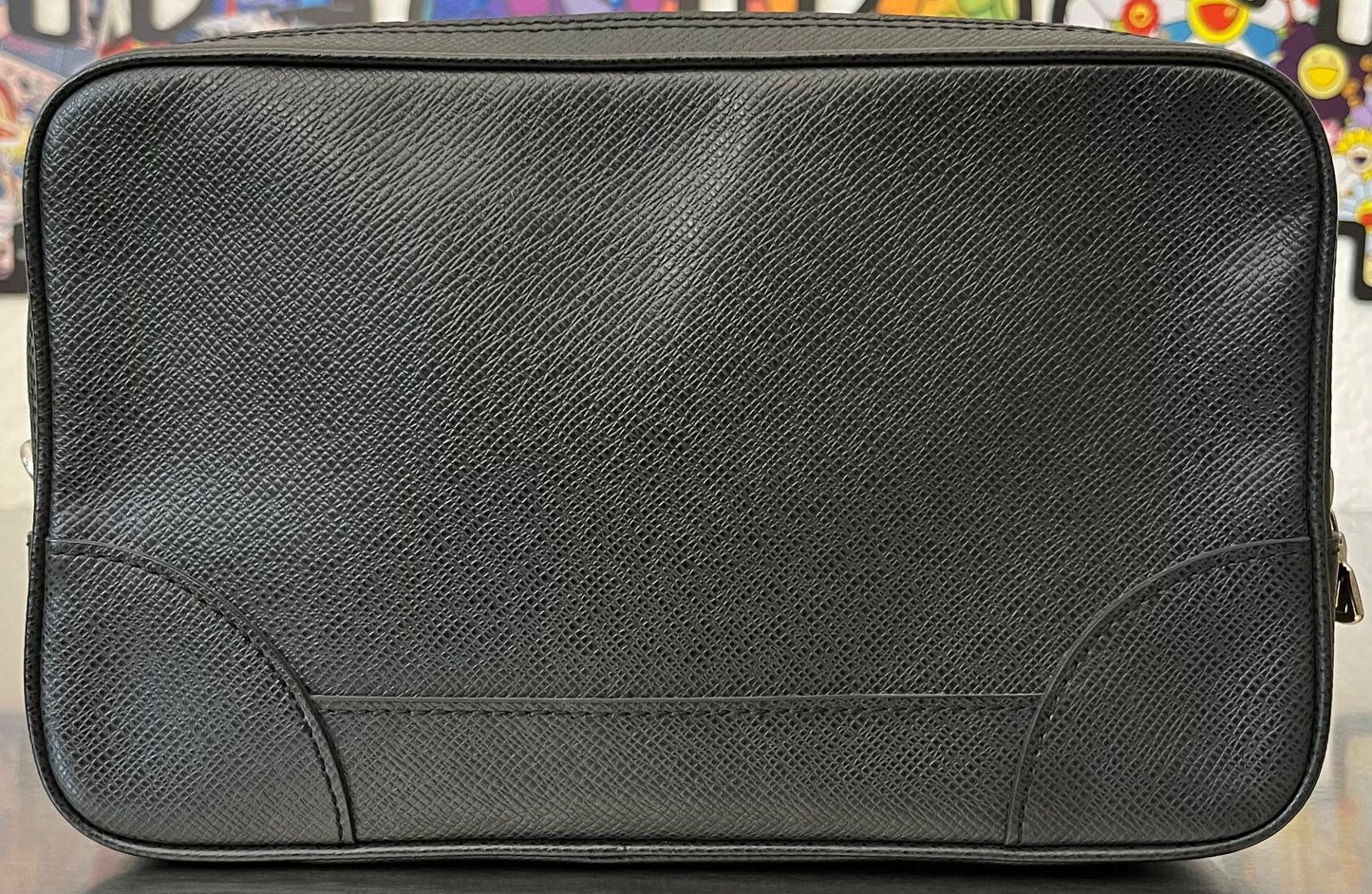 Louis Vuitton Pavel Taiga Leder