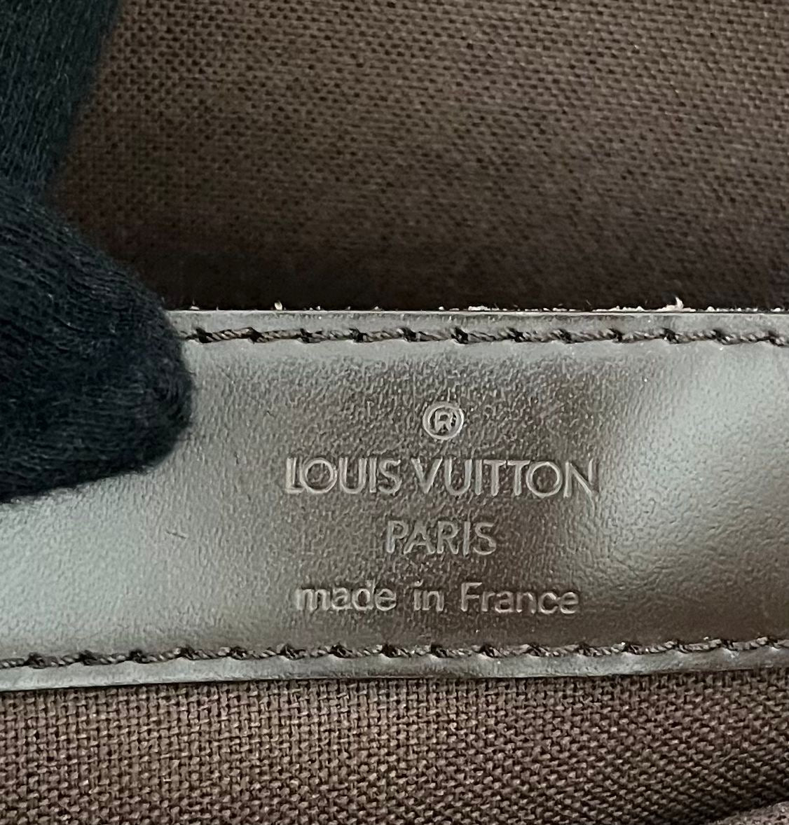 Louis Vuitton Naviglio Messenger