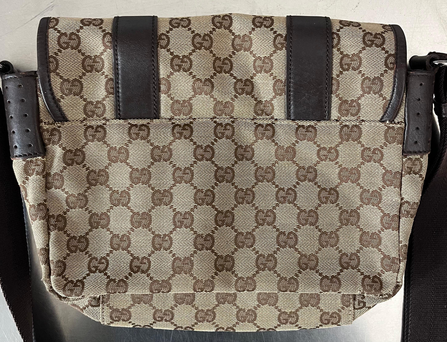 Gucci GG Canvas Umhängetasche