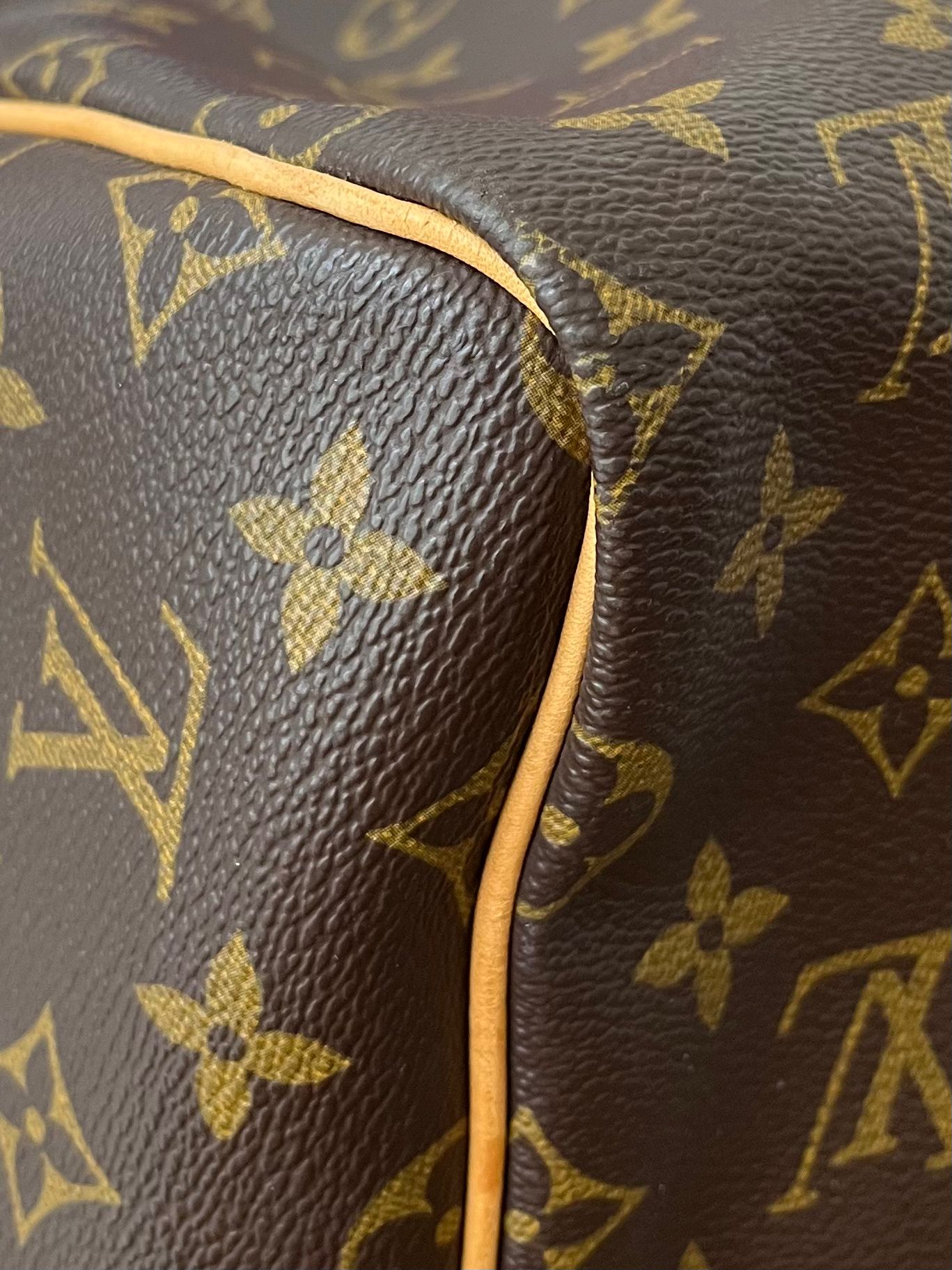 Louis Vuitton Keepall 55 Bandouliere