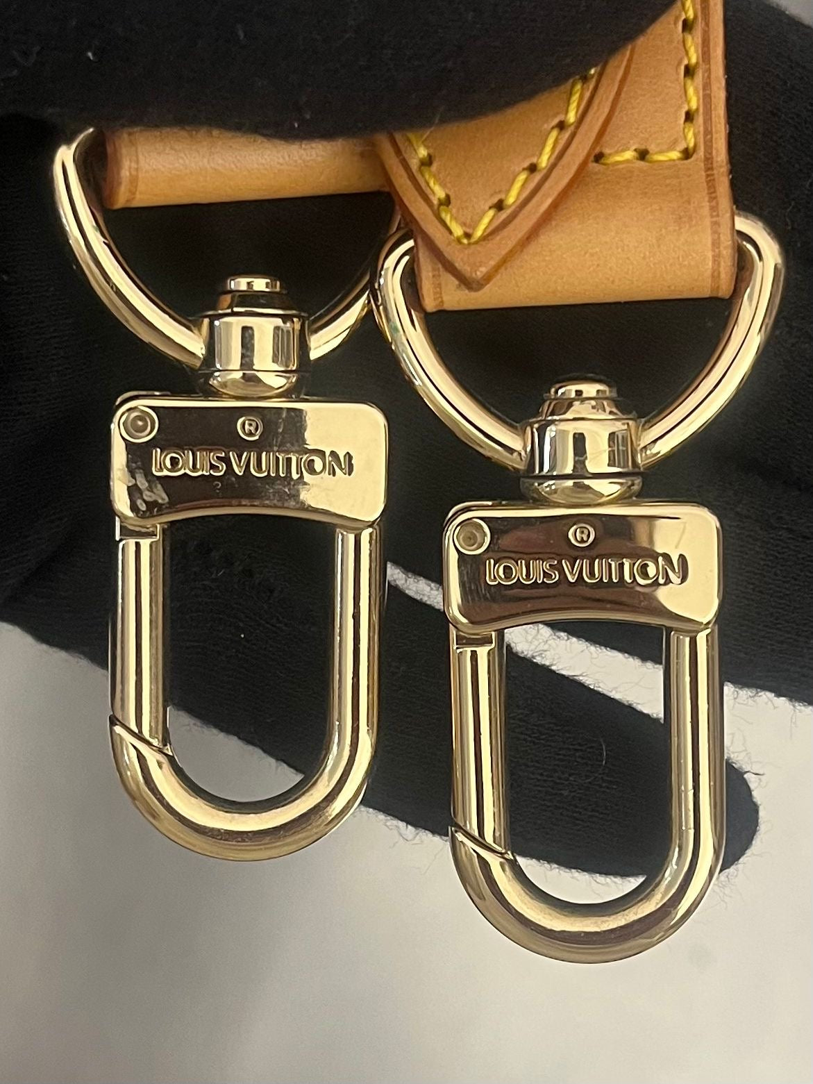 Louis Vuitton Keepall 55 Bandouliere