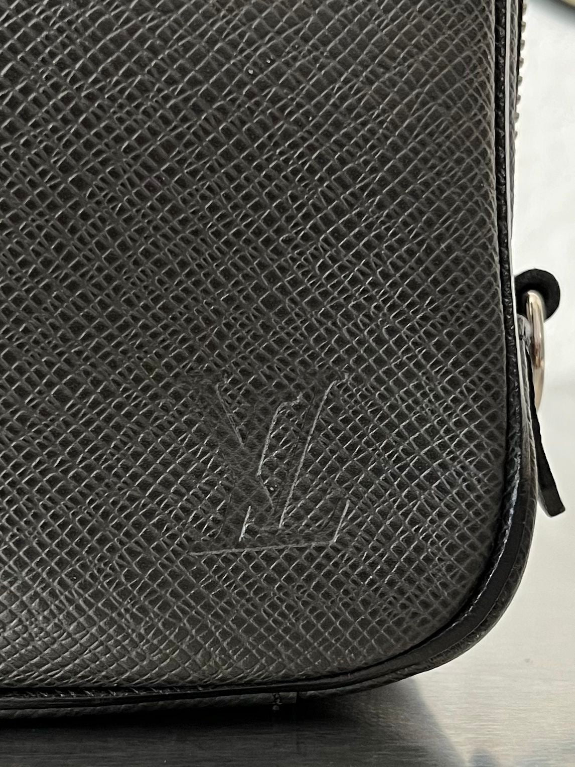 Louis Vuitton Neo Pavel Taiga