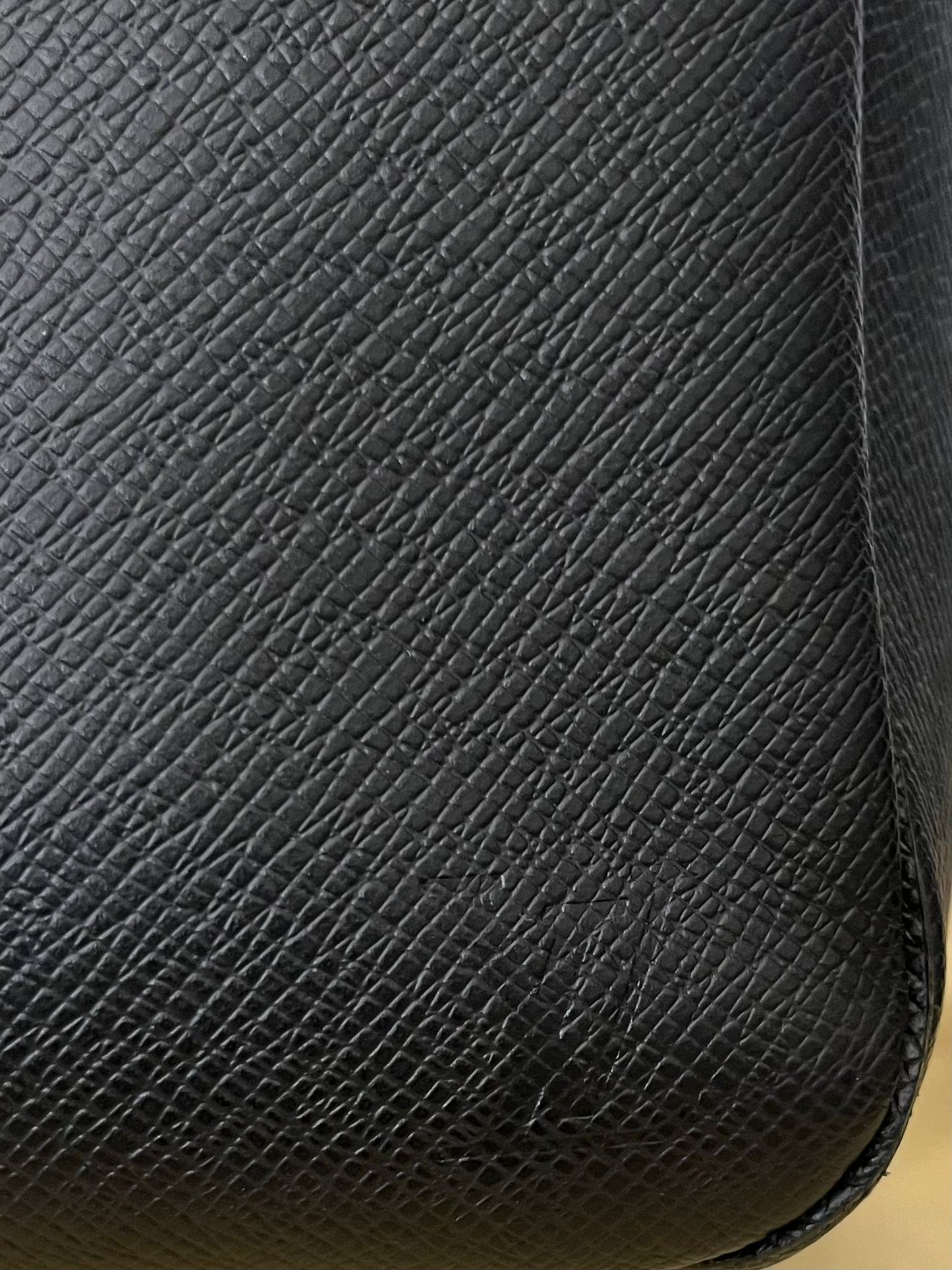 Louis Vuitton Overnight Taiga