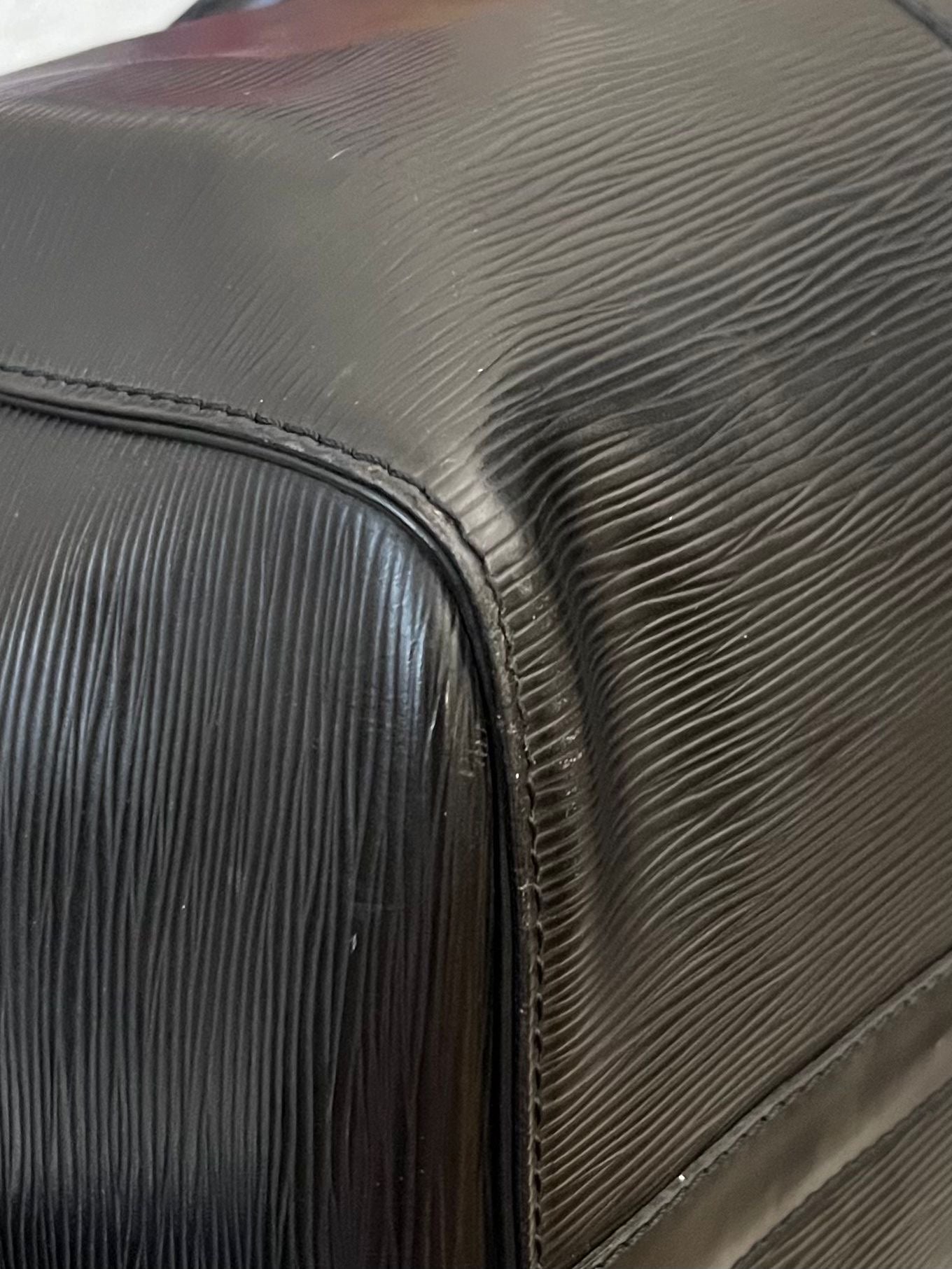 Louis Vuitton Keepall 45 Epi