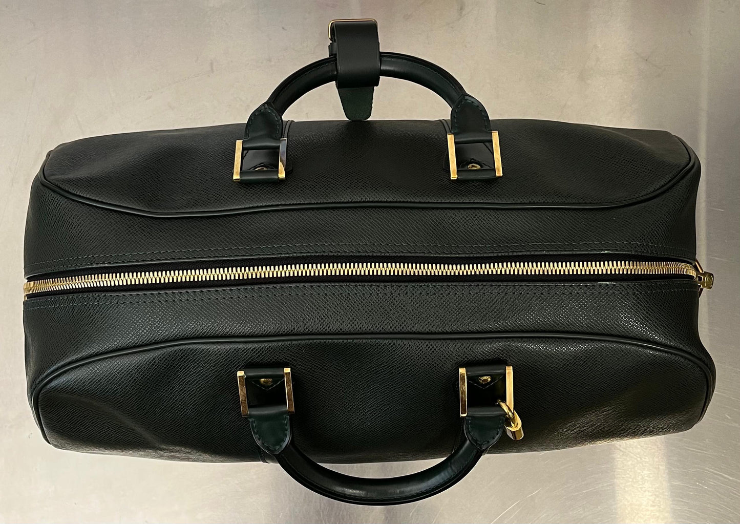 Louis Vuitton Kendall PM Taiga