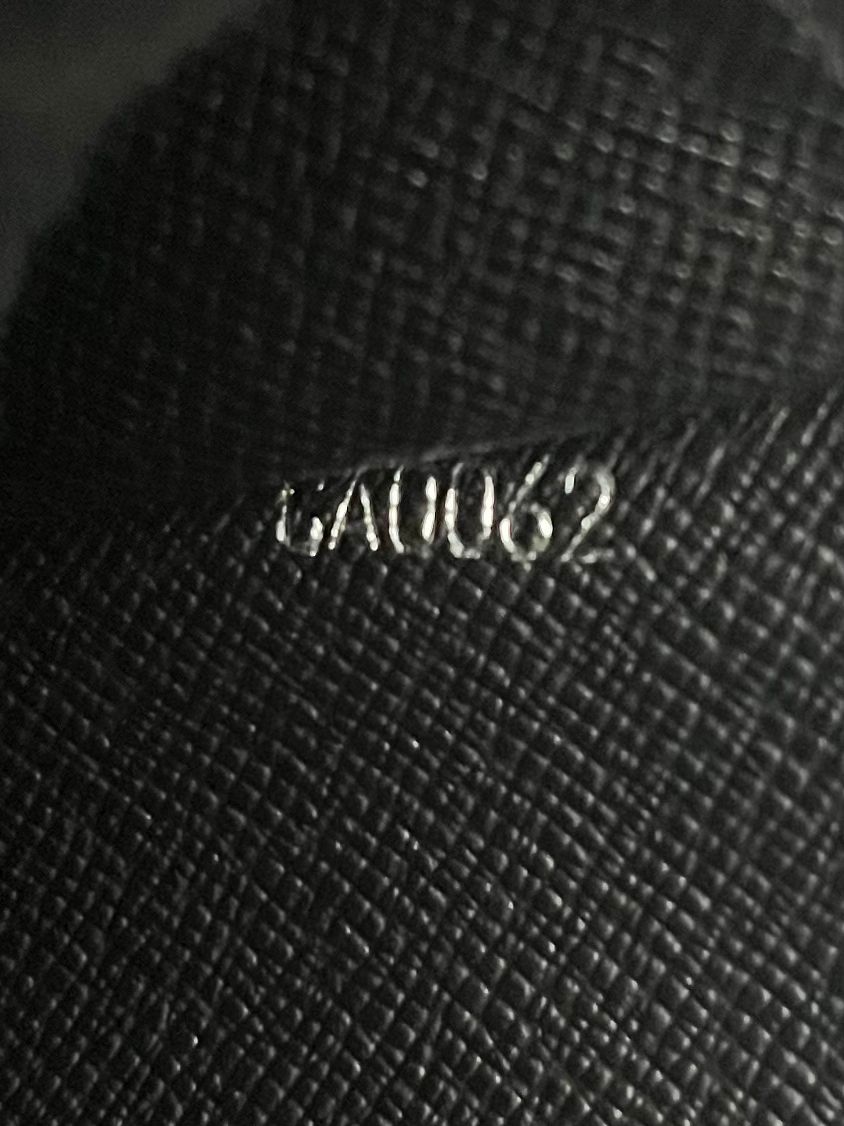 Louis Vuitton Selenga Taiga