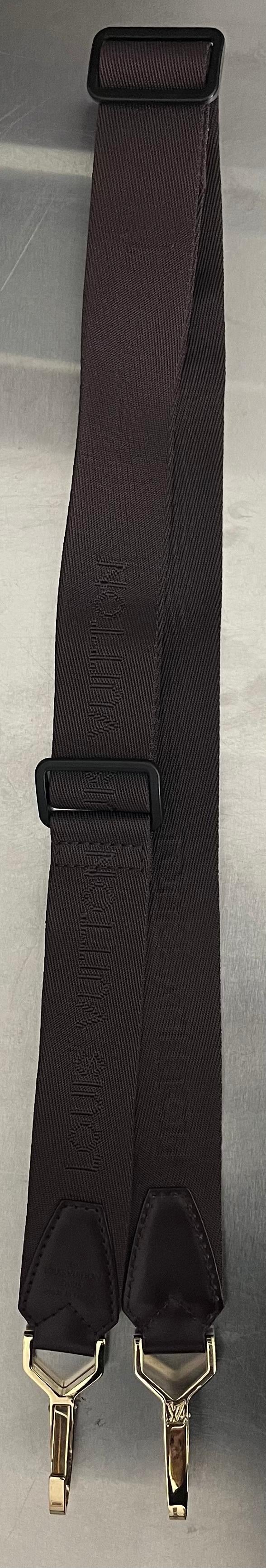 Louis Vuitton Porte Ordinateur Toura Taiga