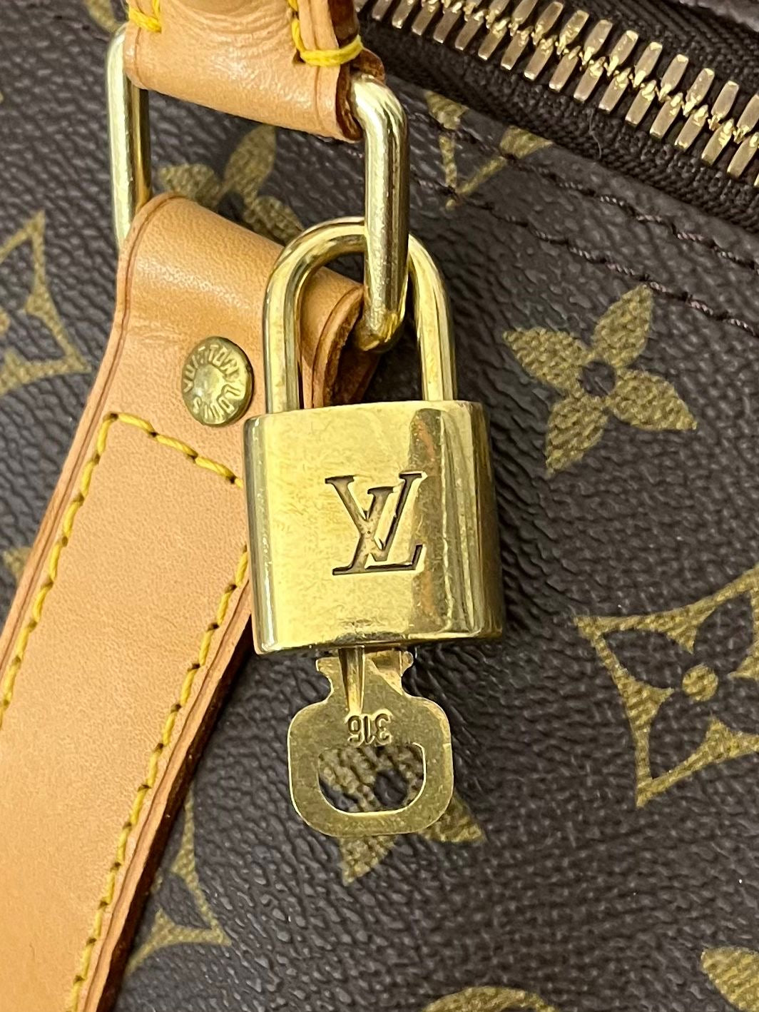 Louis Vuitton Keepall 55