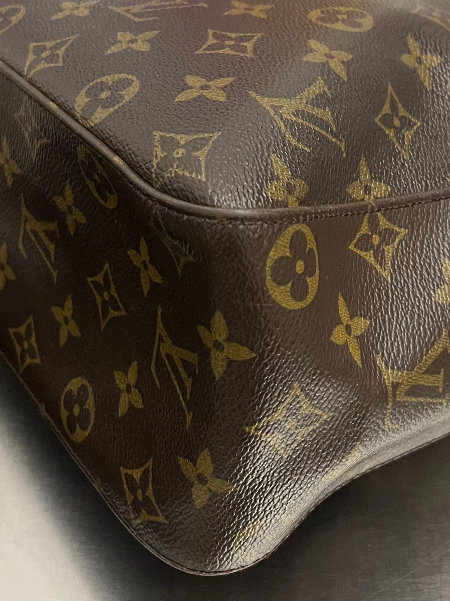 Louis Vuitton Looping GM