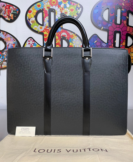 Louis Vuitton Porte Dokumente Lozan Taiga