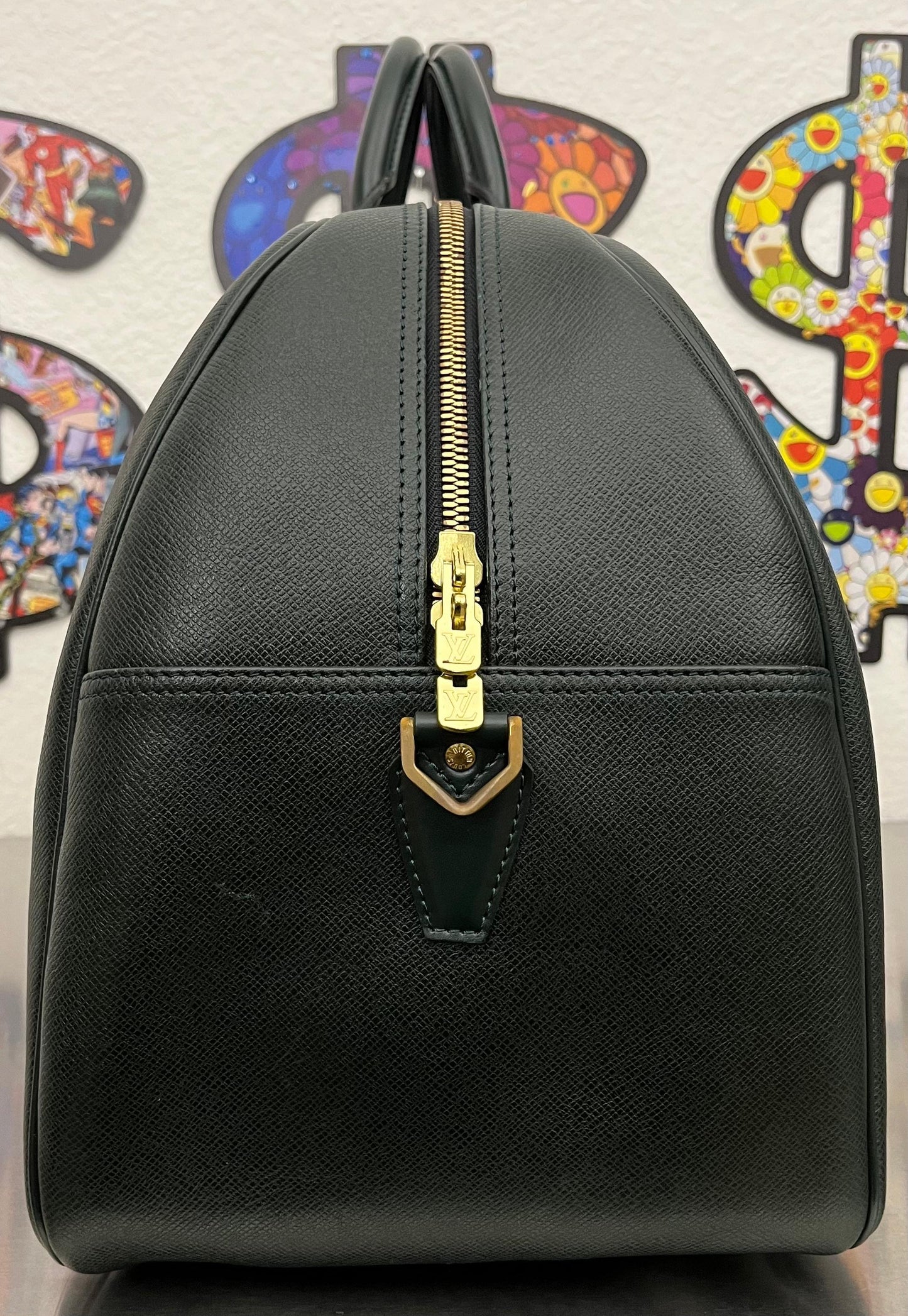 Louis Vuitton Kendall GM Taiga Leder