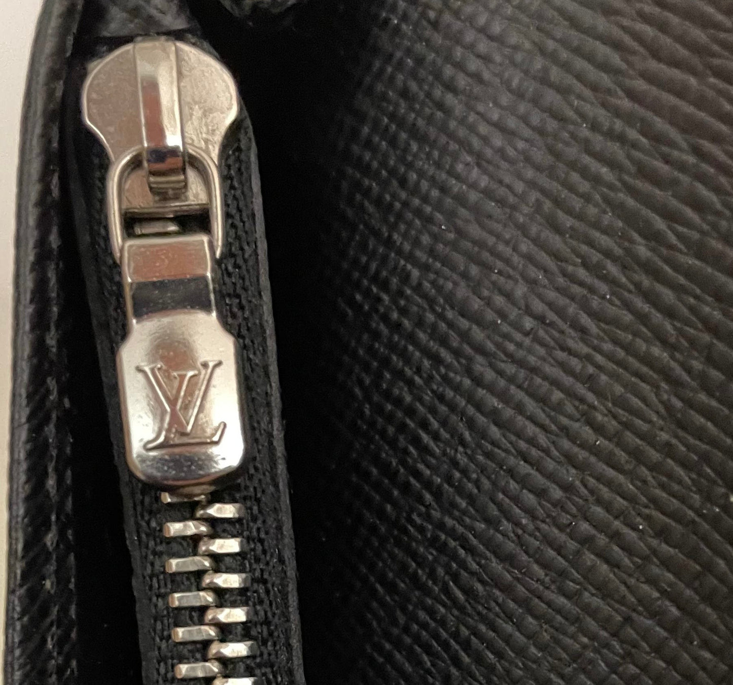 Louis Vuitton Brazza mit Münzfach Damier