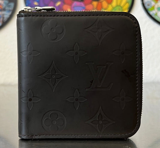 Louis Vuitton Monogram Glace Bi-Fold