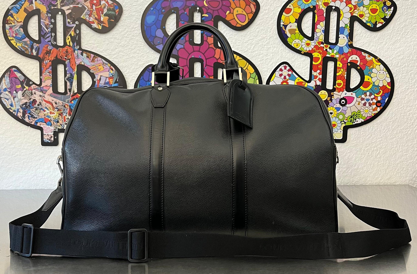 Louis Vuitton Kendall PM Taiga