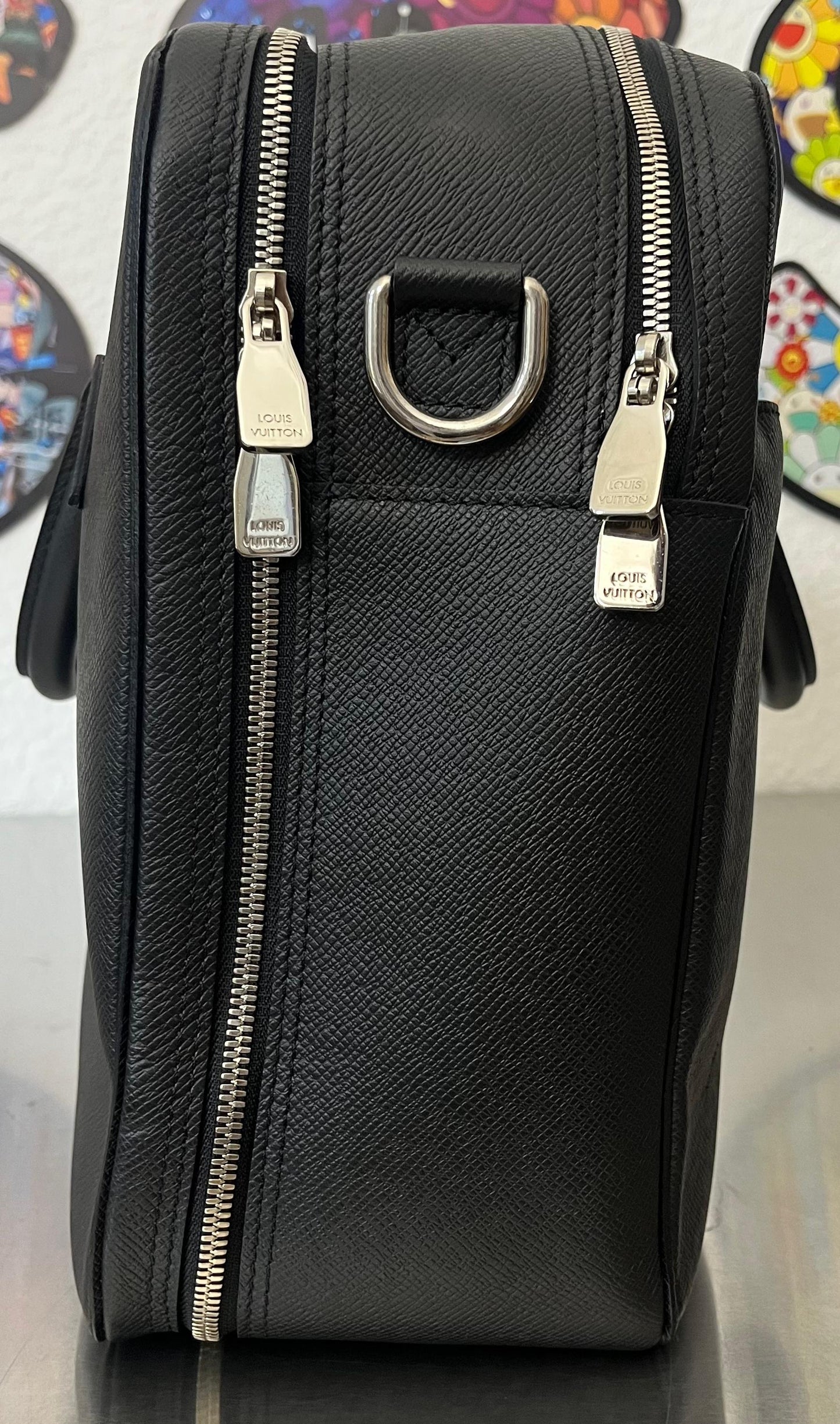 Louis Vuitton Overnight Taiga