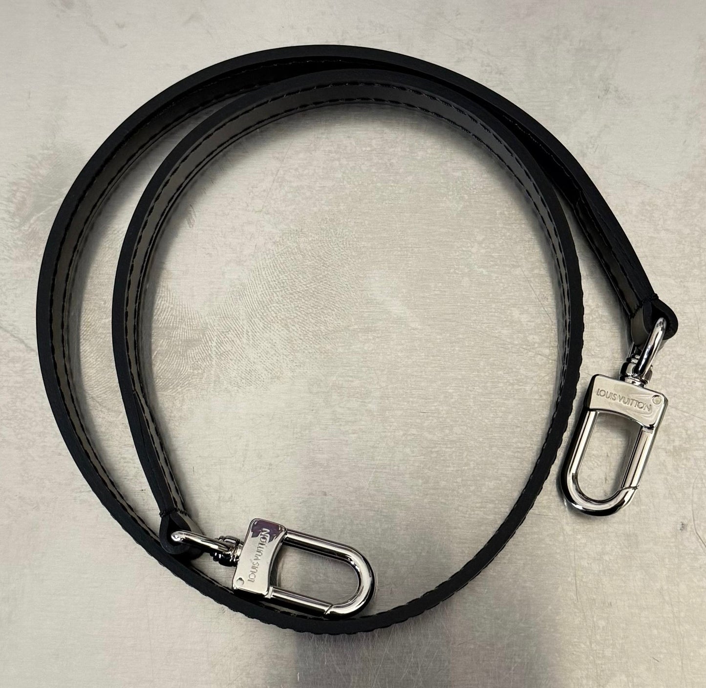 Louis Vuitton Cluny MM Epi