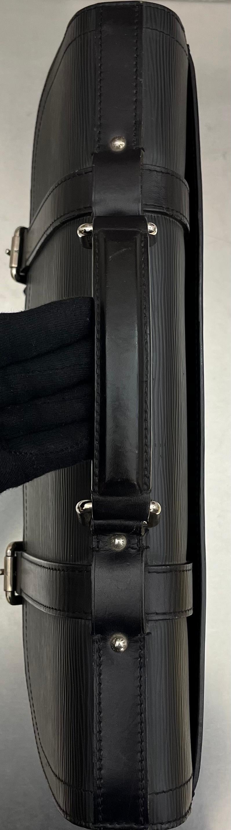 Louis Vuitton Larry Epi Leder