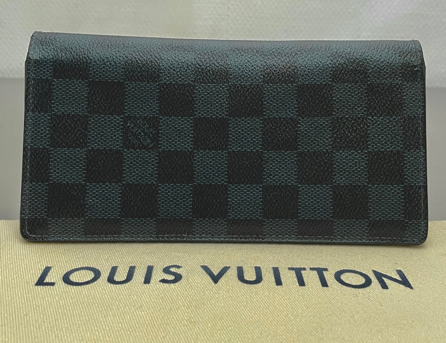 Louis Vuitton Brazza Cobalt Damier