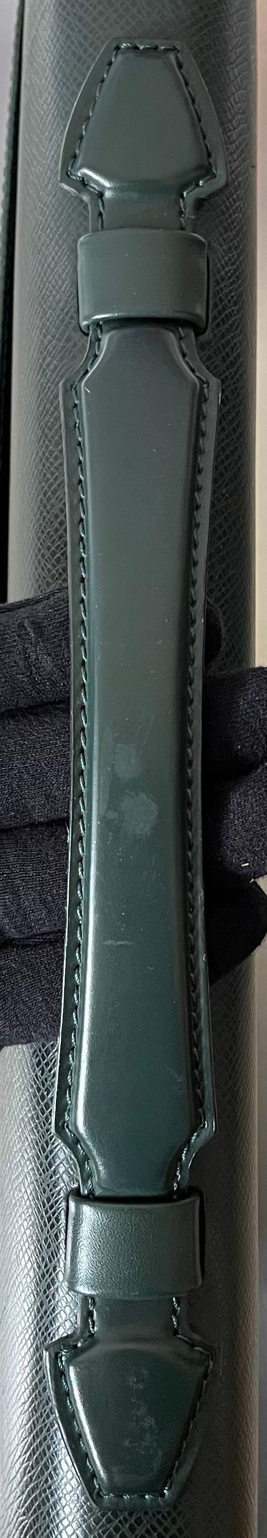 Louis Vuitton Serviette Kourad (Dunkelgrün)