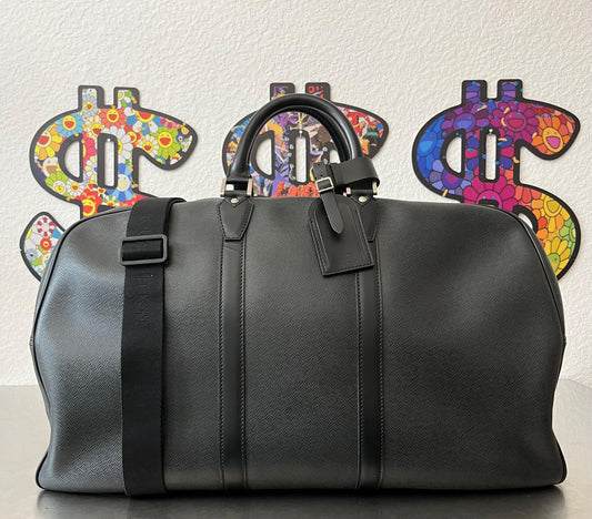 Louis Vuitton Kendall GM Taiga Leder